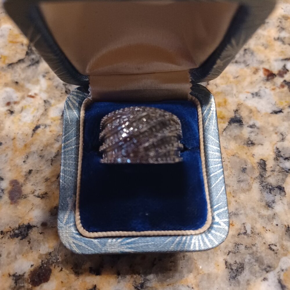 Diamond ring